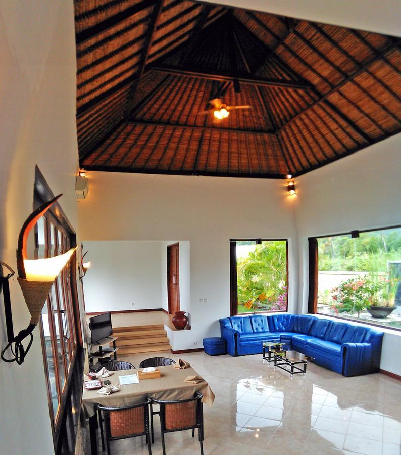Star Sand Beach Resort Sekotong Ngoại thất bức ảnh